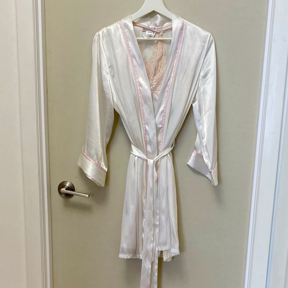 Satin White and Pink “Mrs” Two Piece Robe and nightgown set